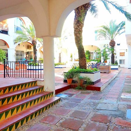 Calafat Apartment By Hello Apartments シッチェス エクステリア 写真