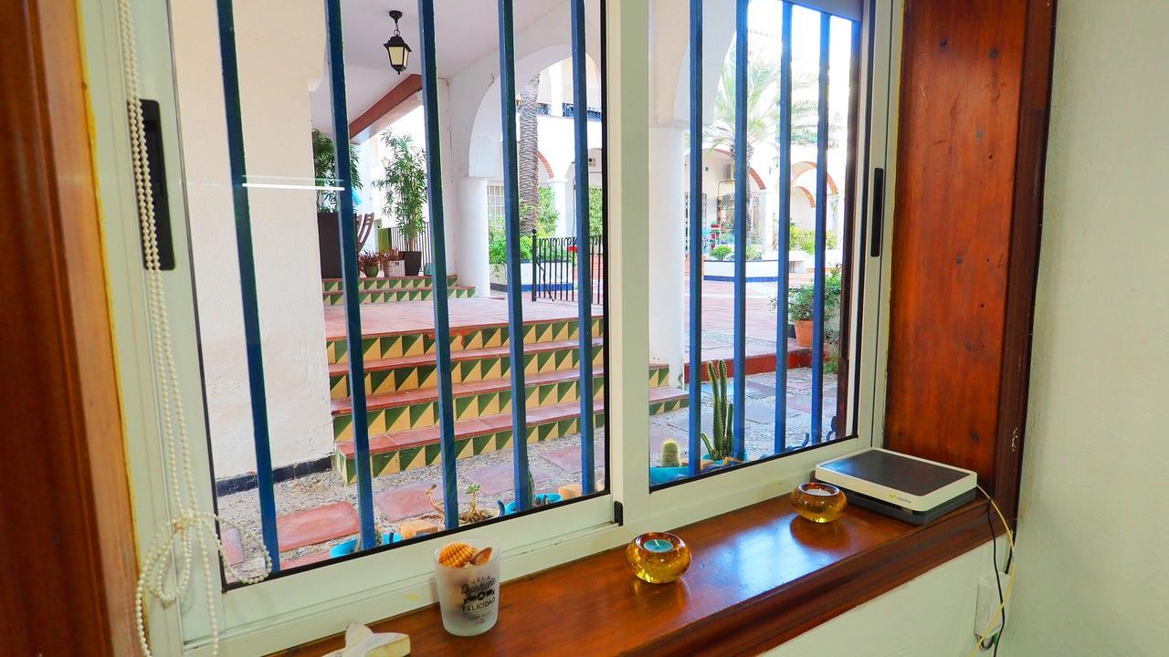 Calafat Apartment By Hello Apartments シッチェス エクステリア 写真